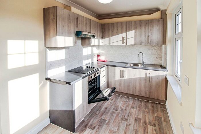 2 Bedroom Flat To Rent In Kenton Road, Harrow, HA3