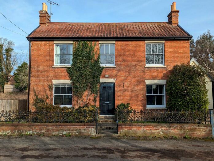 4 Bedroom Detached House For Sale In The Street, Charsfield, Woodbridge, IP13