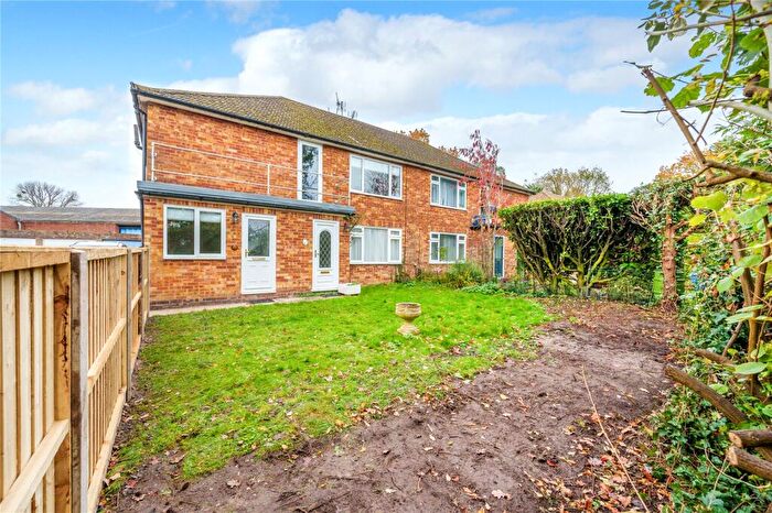 2 Bedroom Maisonette To Rent In Latimer Road, Wokingham, Berkshire, RG41