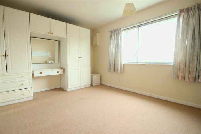 2 Bedroom Flat To Rent In Beasley Grove, Great Barr, Birmingham, B43