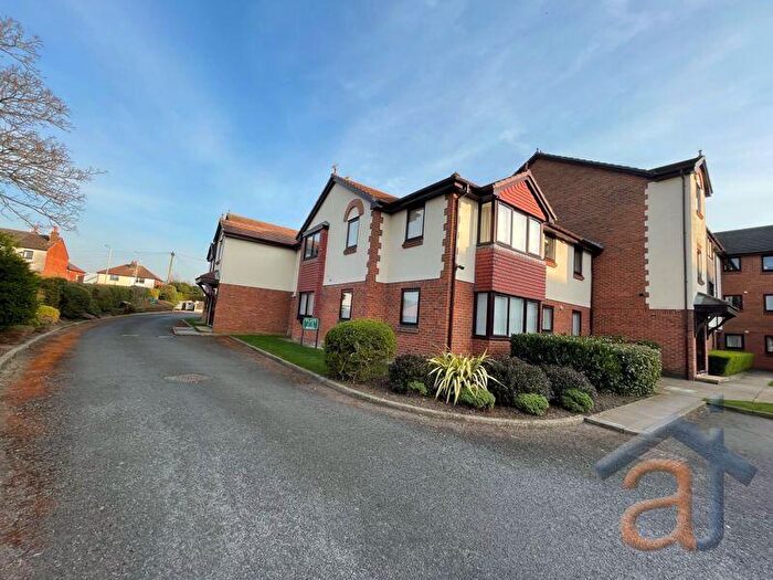2 Bedroom Apartment To Rent In Alexandra Mews, Ormskirk, L39