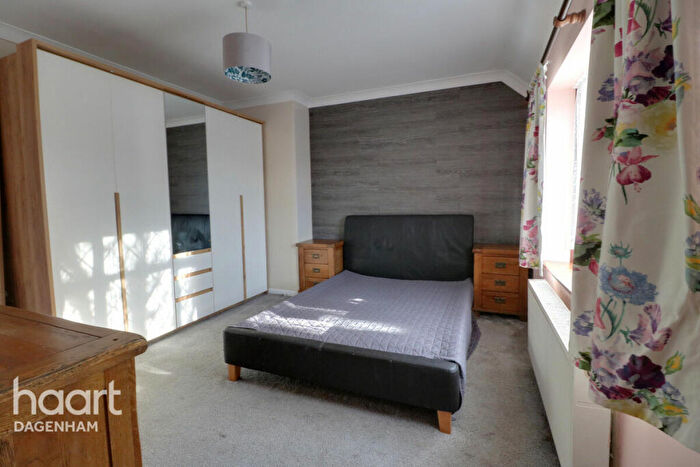 2 Bedroom End Of Terrace House For Sale In Maplestead Road, Dagenham, RM9