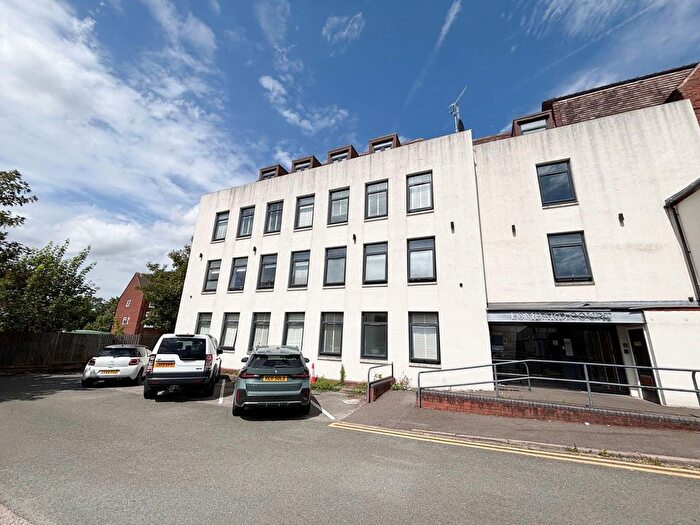 2 Bedroom Flat To Rent In Lombard Court, Lichfield, WS13