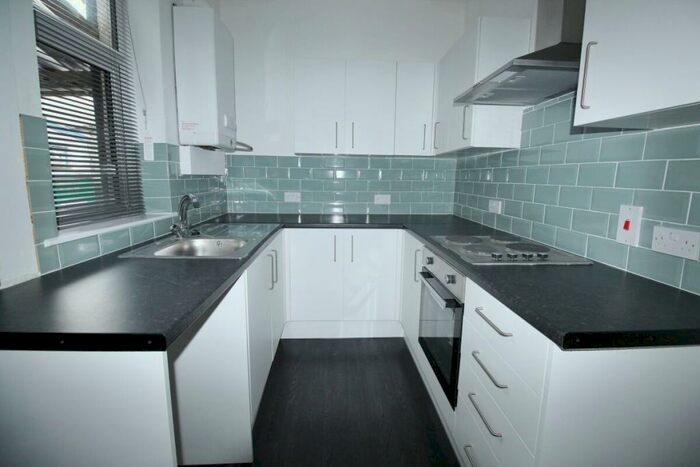 3 Bedroom Terraced House To Rent In Blackburn Road, Darwen, BB3