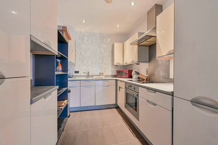 2 Bedroom Flat To Rent In Luma Apartments, Park Royal, London, NW10