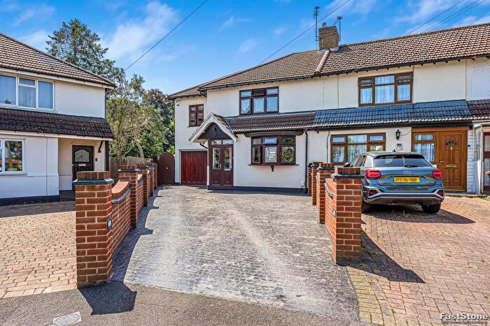 4 Bedroom House For Sale In Mead Crescent, Chingford, E4