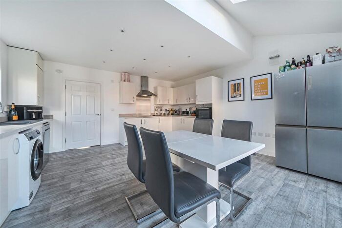 4 Bedroom Town House For Sale In Normandy Road, Fareham, PO14