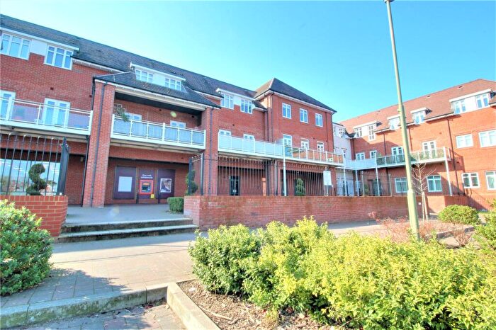 1 Bedroom Flat For Sale In Jubilee Drive, Church Crookham, Fleet, GU52