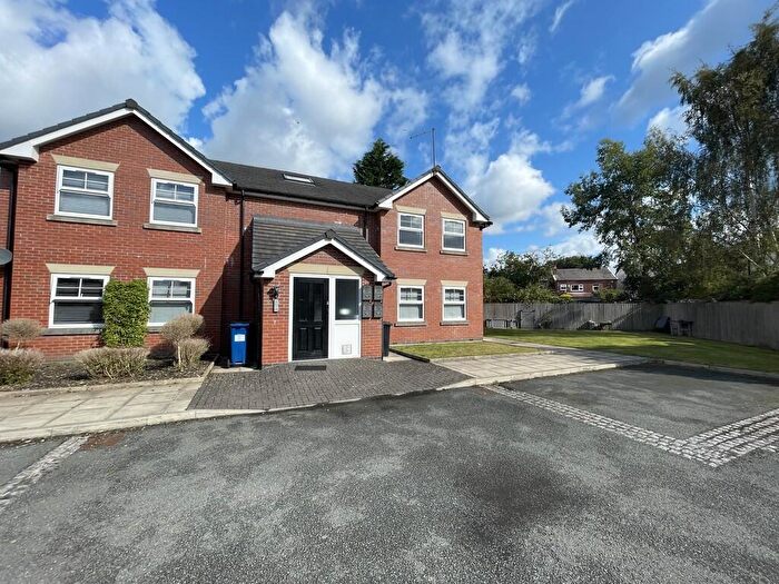 2 Bedroom Apartment To Rent In Westwood Road, Stockport, SK2