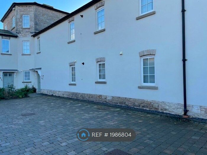 2 Bedroom Flat To Rent In Livingstone Place, St. Asaph, LL17