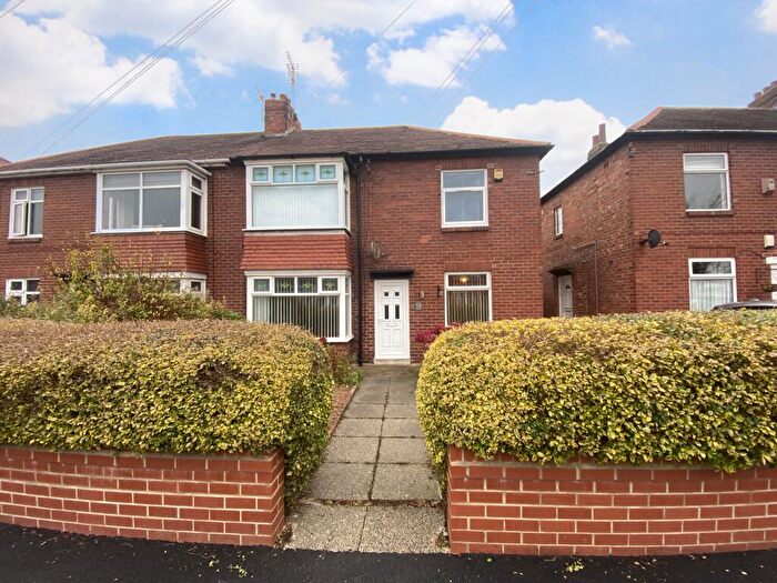 2 Bedroom Flat To Rent In Holm Green, West Monkseaton, NE25