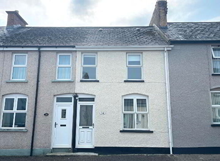 3 Bedroom Mid Terraced House To Rent In New Street, Strabane, BT82