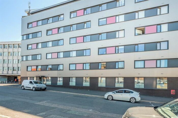 1 Bedroom Flat To Rent In Honduras Wharf, Summer Lane, Birmingham, B19