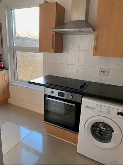 1 Bedroom Flat To Rent In High Street, London SE20