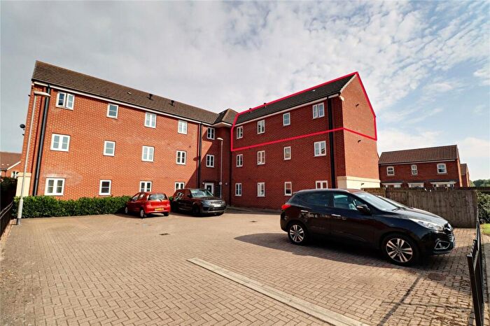 2 Bedroom Apartment For Sale In Pintail Close, Scunthorpe, Lincolnshire, DN16
