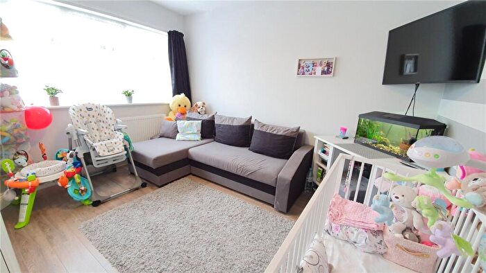 2 Bedroom Apartment To Rent In Glenwood Close, Harrow, HA1