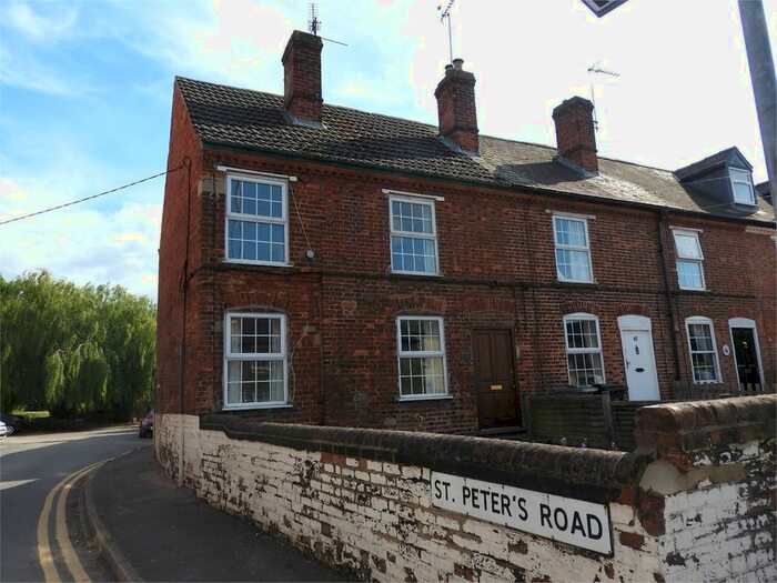 3 Bedroom End Of Terrace House To Rent In West Street, Bourne, PE10