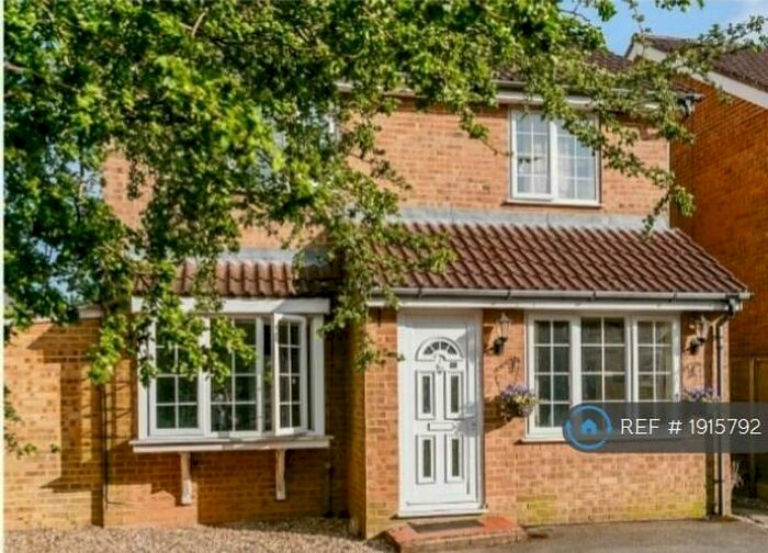 4 Bedroom Detached House To Rent In Abbey Gardens, Canterbury, CT2