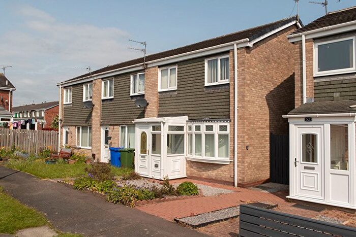 3 Bedroom Terraced House For Sale In Oakley Drive, Cramlington, NE23