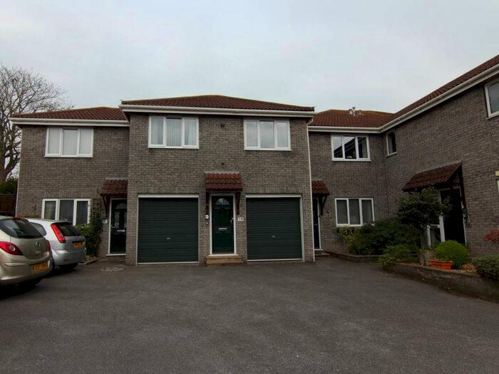 1 Bedroom Flat To Rent In Lower Kewstoke Road, Worle, Weston-super-Mare, BS22