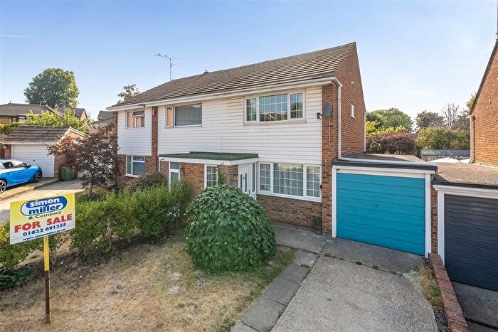 2 Bedroom Semi-Detached House For Sale In Woolaston Close, Maidstone, ME15