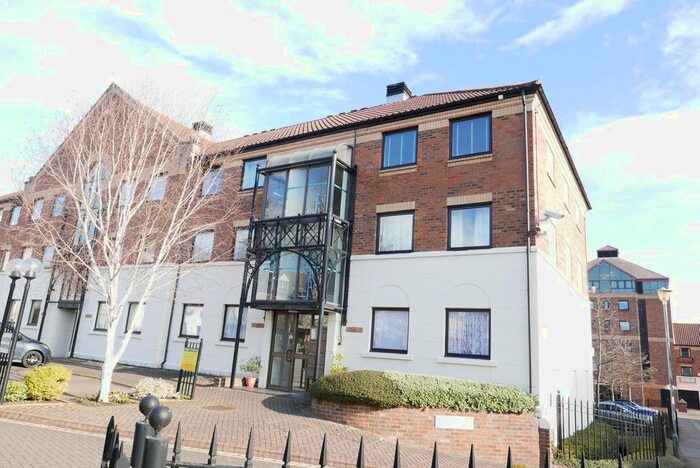 2 Bedroom Flat To Rent In Postern Close, Clementhorpe, York, North Yorkshire, YO23