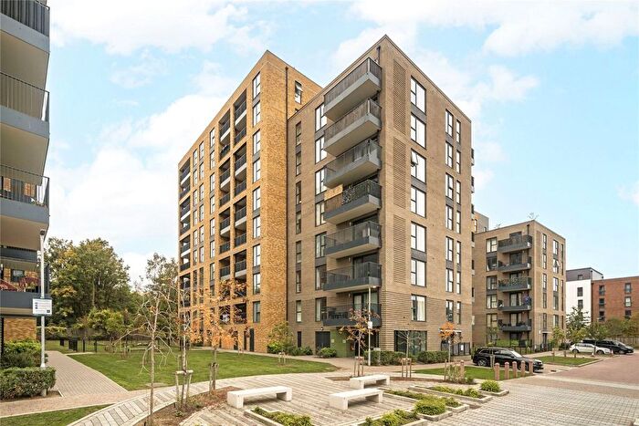 1 Bedroom Flat For Sale In Bowen Drive, Charlton, SE7