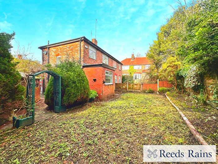 3 Bedroom Semi Detached House To Rent In Woodside Drive, Salford, Greater Manchester, M6