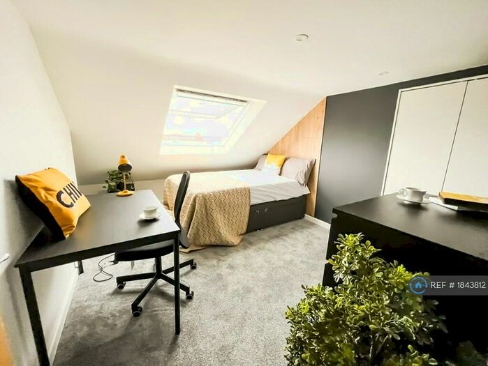 6 Bedroom Terraced House To Rent In Rosebery Road, Exeter, EX4