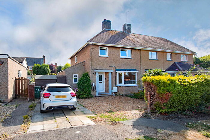 3 Bedroom Semi-Detached House For Sale In Berryfield Road, Cottingham, Leicestershire, LE16