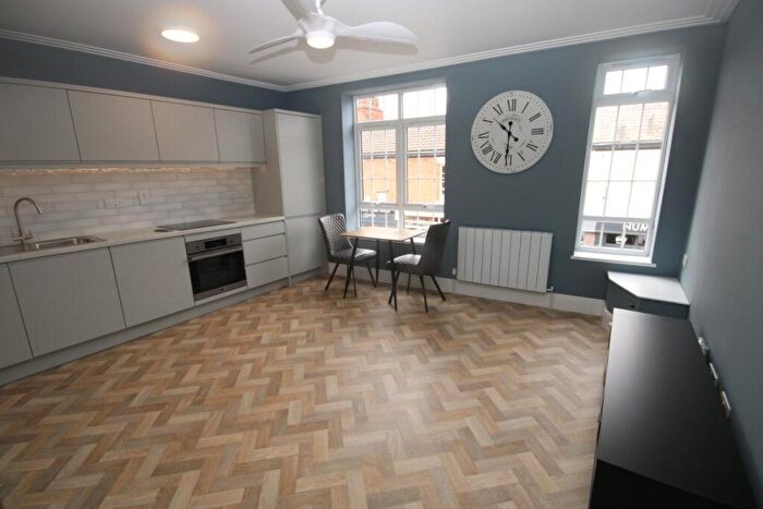 1 Bedroom Flat To Rent In Faulkner Street, Hoole, CH2