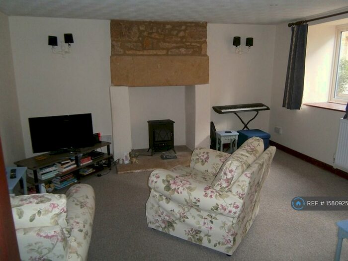 2 Bedroom Semi-Detached House To Rent In Queen Street, Tintinhull, BA22