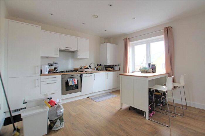 2 Bedroom Apartment To Rent In Tidman Road, Reading, RG2