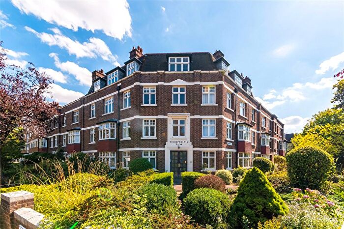 3 Bedroom Flat To Rent In Eaton Rise, London, W5