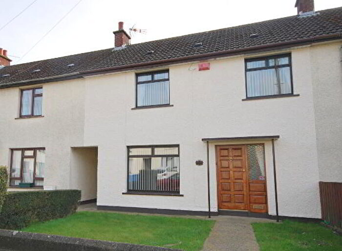 3 Bedroom Mid Terraced House For Sale In Knockdhu Park, Larne, BT40