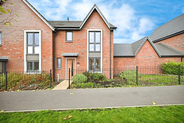 3 Bedroom Semi Detached House For Sale In Maine Street, Houlton, Rugby, CV23