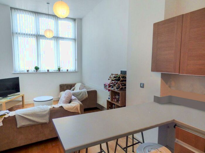 2 Bedroom Flat To Rent In Apt Dain Court, B29