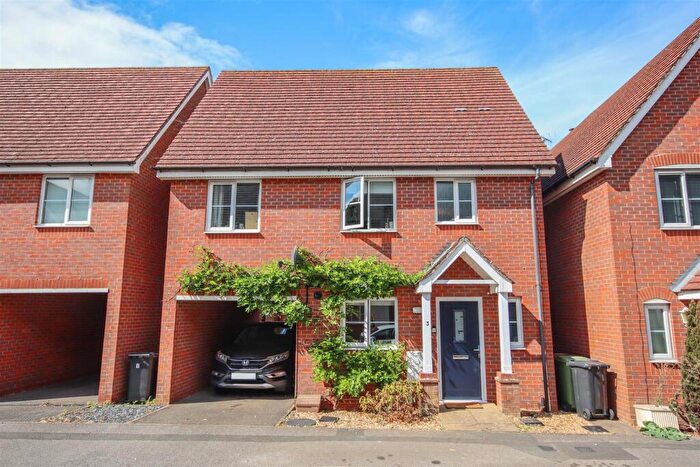 4 Bedroom Detached House For Sale In Mansfield Way, Irchester, NN29