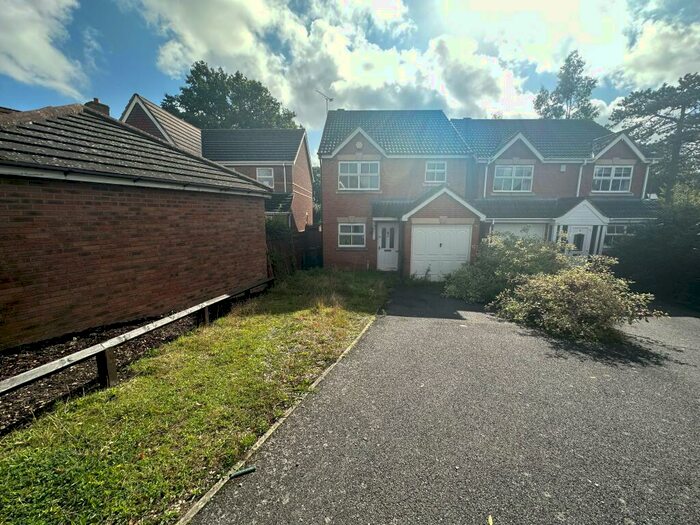 3 Bedroom Detached House To Rent In Byford Way, Marston Green, Birmingham, B37