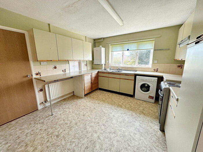 4 Bedroom Detached House For Sale In Paddock Drive, Ivybridge, PL21