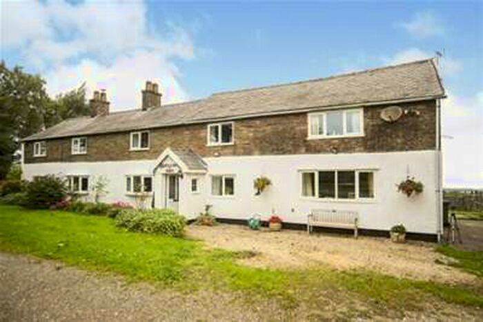 4 Bedroom Detached House To Rent In Back Eddisbury Road; Macclesfield. SK11