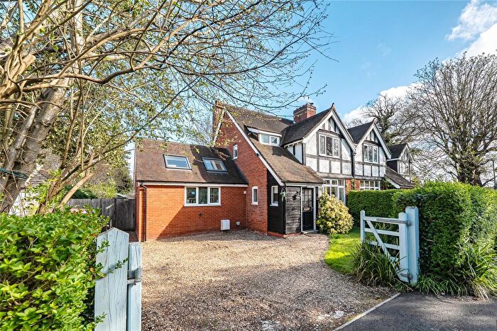 2 Bedroom Semi Detached House For Sale In Ripley, Surrey, GU23