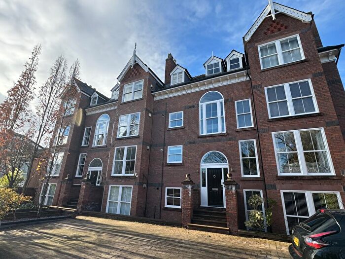 3 Bedroom Flat For Sale In West Albert Road, Aigburth, Liverpool, L17