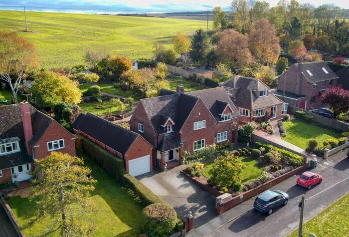 5 Bedroom Detached House For Sale In Manor Road, Wantage OX12