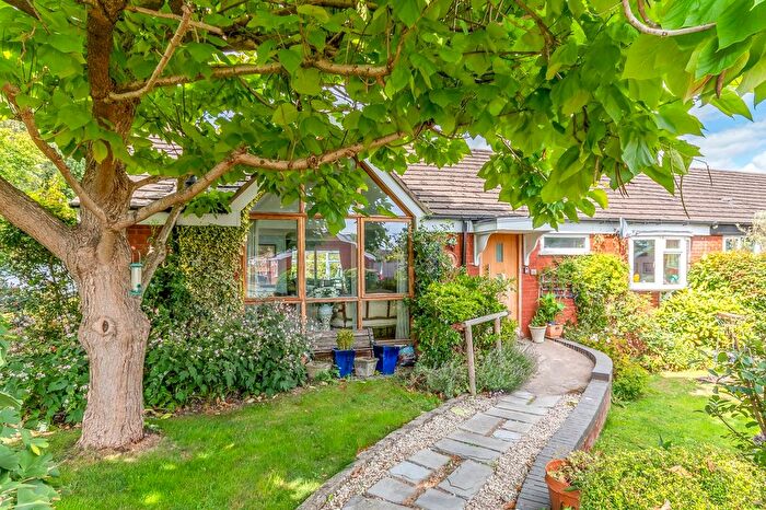 3 Bedroom Semi-detached Bungalow For Sale In Riverside Gardens, Henley-In-Arden, B95