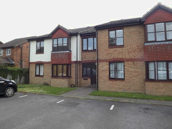 1 Bedroom Flat To Rent In Chester Road, Ash, GU12