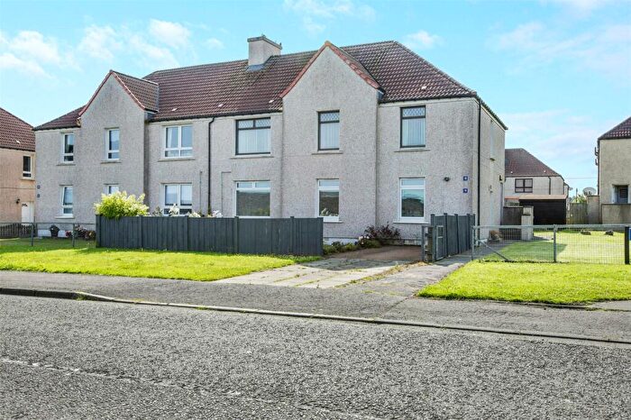 3 Bedroom Flat For Sale In Mooreland Gardens, Addiewell, West Calder, West Lothian, EH55
