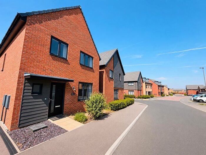 4 Bedroom Detached House For Sale In Cardno Avenue, Eagle Farm South, Milton Keynes, MK17