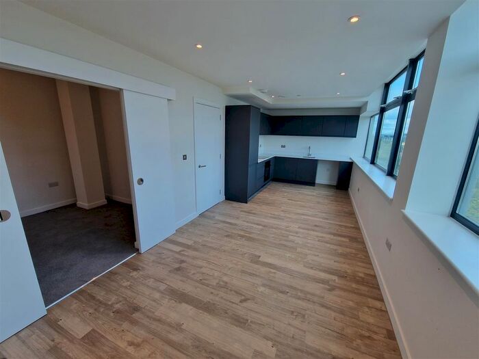 1 Bedroom Flat To Rent In Paragon, Seymour Grove, Manchester, M16