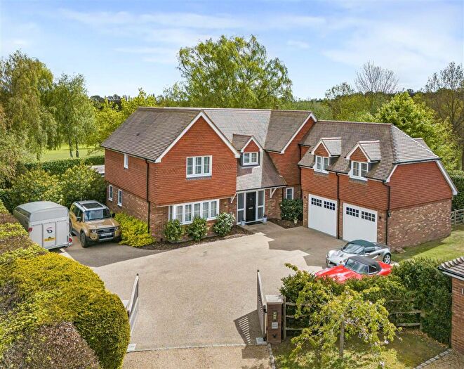 5 Bedroom Detached House For Sale In East Street, Addington, West Malling, ME19